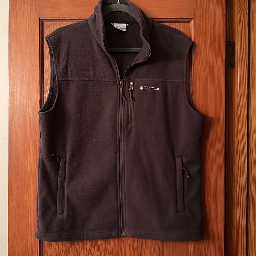 Mens Columbia Vest Medium